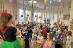 Messenger_creation_A2D54F23-CA3B-4979-B035-E08F11E4FAF1 (Mały)