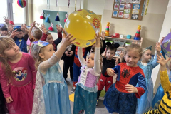 Messenger_creation_E0D6BB0D-8F20-4BEF-93FF-314AAA98492B (Mały)