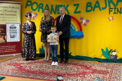 16 (Mały)