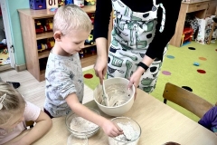 Messenger_creation_405EF7E0-92D3-4192-9D61-DAE8E47D9DC0 (Mały)