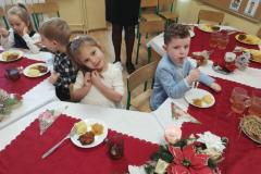 nger_creation_7EBB2703-A822-4993-9CD8-D031A0F716F3 (Mały)