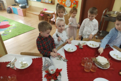 nger_creation_989413CF-B252-4991-9370-89A42278E2FA (Mały)