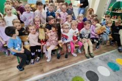 Messenger_creation_6A38686E-0367-4F28-8BC3-82AA4D266DB6 (Mały)