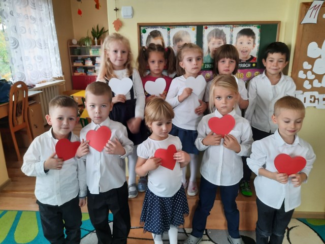 Zajęcia z okazji Święta Niepodległości u Żabek