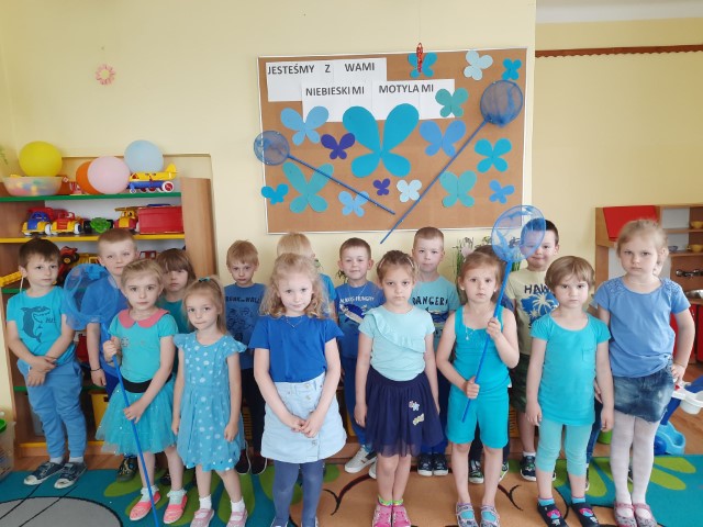 “Jesteśmy z wami niebieskimi motylami”